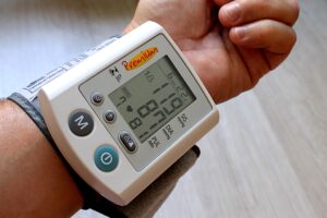Blutdruck richtig messen: Diese Fehler verfälschen Werte auf gesundheitsthemen.at
