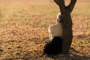 Einsamkeit und Gesundheit: Was soziale Isolation bewirkt auf gesundheitsthemen.at
